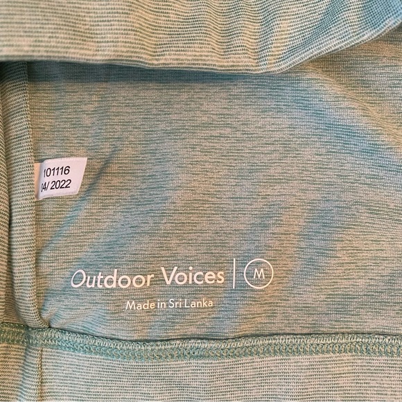 EUC Outdoor Voices Warmup Collared Crop in Caribbean, Size Medium - Picture 2 of 3